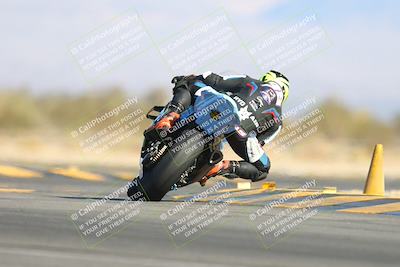 media/Jan-10-2025-CVMA Friday Practice (Fri) [[489e0da257]]/Group 4 and Trackday/Session 4 (Turn 16)/